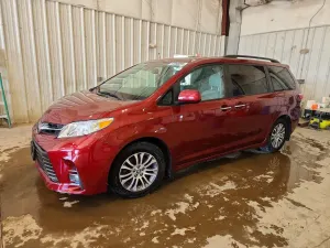 Toyota Sienna 3.5L 6 2018