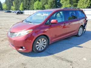 Toyota Sienna 3.5L 6 2014