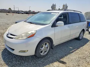 Toyota Sienna 3.3L 6 2006