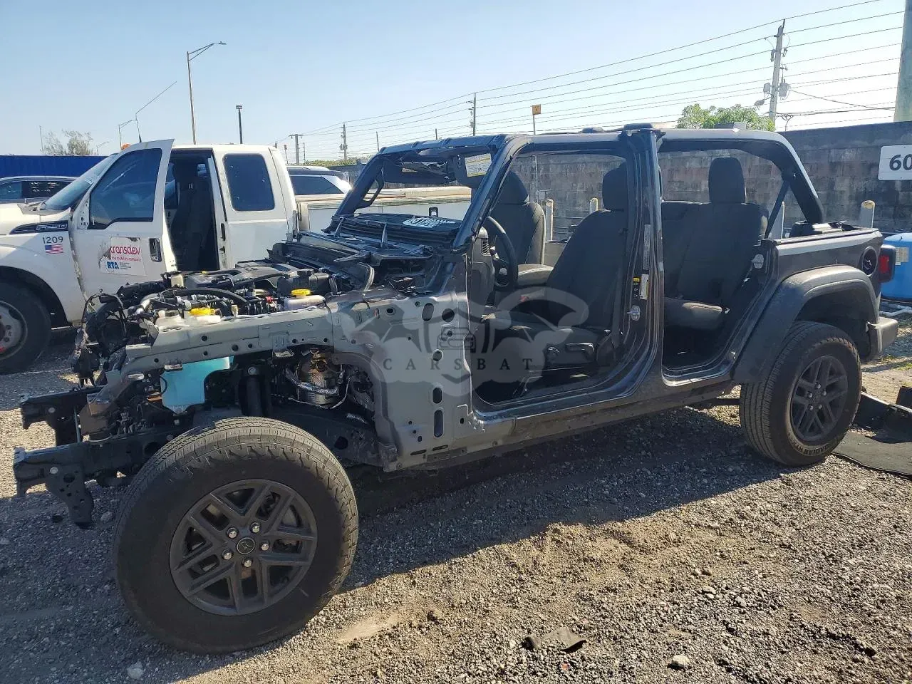 Jeep Wrangler 2.0L 4 2025
