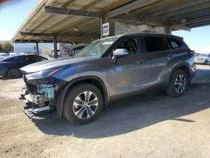Toyota Highlander 2.4L 4 2026