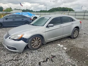 Chrysler 200 2.4L 4 2012