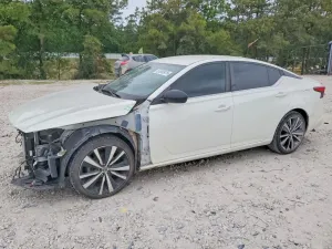 Nissan Altima 2.5L 4 2019