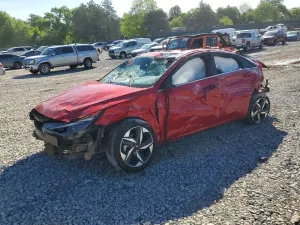 Hyundai Elantra 2.0L 4 2022