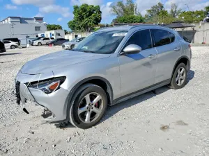 Alfa Romeo Stelvio 2.0L 4 2019