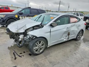 Hyundai Elantra 2.0L 4 2017