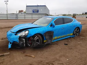 Porsche Panamera 4.8L 8 2011