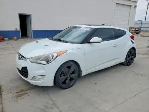 Hyundai Veloster 1.6L 4 2013