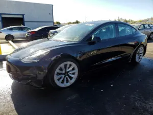 Tesla Model 3 2022