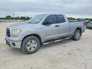 Toyota Tundra 4.6L 8 2012