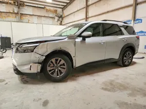 Nissan Pathfinder 3.5L 6 2025