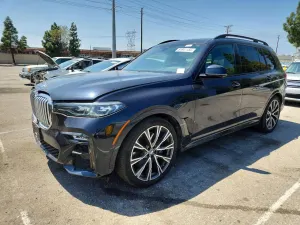 BMW X7 3.0L 6 2020