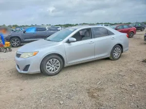 Toyota Camry 2.5L 4 2014