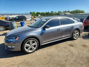 Volkswagen Passat 2.0L 4 2014