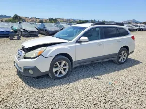 Subaru Outback 2.5L 4 2013