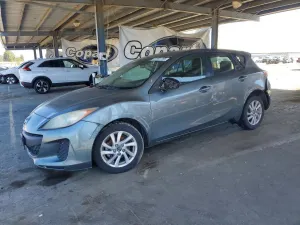 Mazda 3 2.0L 4 2013