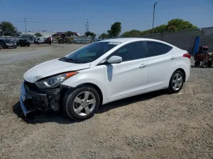Hyundai Elantra 1.8L 4 2013