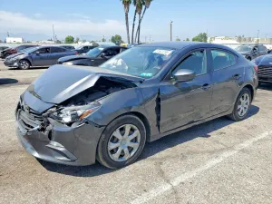 Mazda 3 2.0L 4 2015