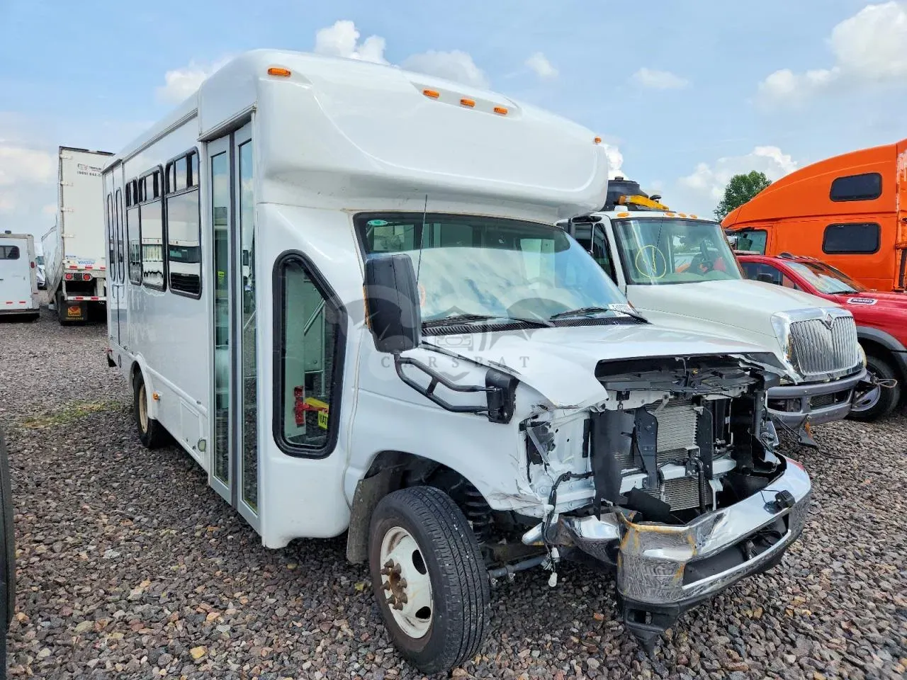 Ford Econoline 7.3L 8 2025