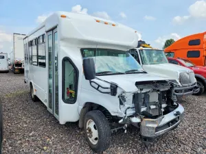 Ford Econoline 7.3L 8 2025