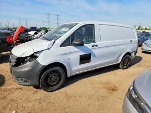 Mercedes-Benz Metris 2.0L 4 2023