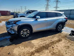 Toyota Highlander 3.5L 6 2020