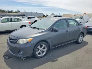 Toyota Corolla 1.8L 4 2012