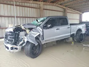 Ford F-250 6.7L 8 2023