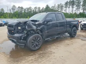 Chevrolet Silverado 1500 4.3L 6 2020