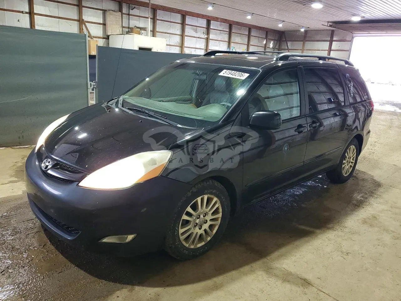 Toyota Sienna 3.5L 6 2010