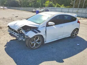 Ford Focus 2.0L 4 2017
