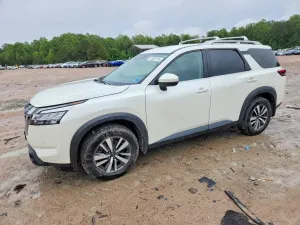 Nissan Pathfinder 3.5L 6 2024