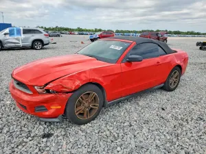 Ford Mustang 3.7L 6 2012
