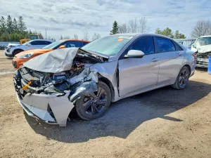 Hyundai Elantra 2.0L 4 2022