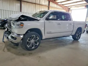 RAM 1500 5.7L 8 2019