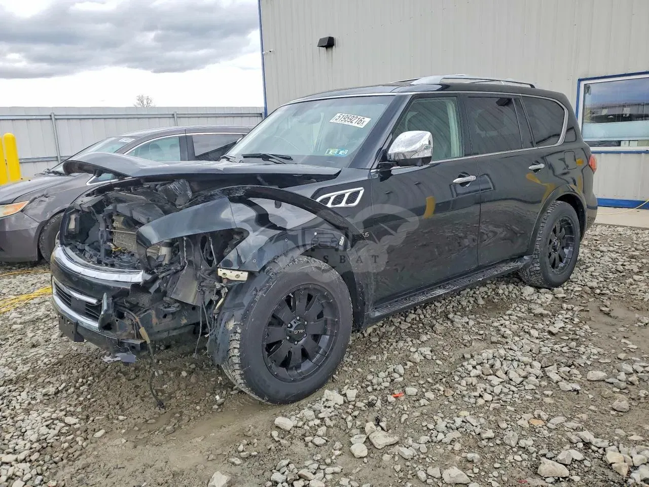 Infiniti QX80 5.6L 8 2017