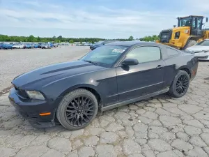 Ford Mustang 3.7L 6 2012