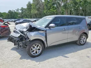 Kia Soul 2.0L 4 2025
