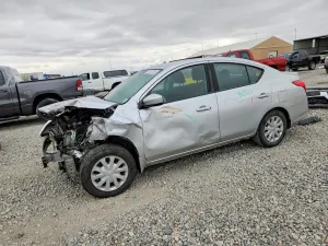 Nissan Versa 1.6L 4 2017