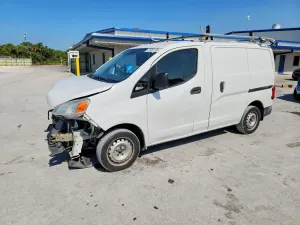 Nissan NV200 2.0L 4 2015