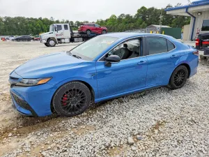 Toyota Camry 2.5L 4 2023