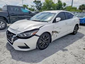 Nissan Sentra 2.0L 4 2023