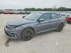 Volkswagen Jetta 1.5L 4 2025
