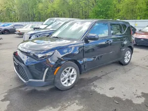 Kia Soul 2.0L 4 2025