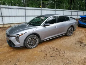 Kia K4 2.0L 4 2025