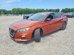 Nissan Altima 2.5L 4 2021
