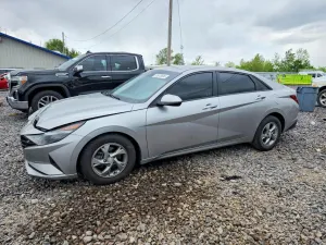 Hyundai Elantra 2.0L 4 2021