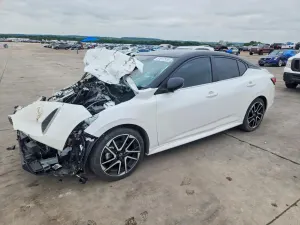 Nissan Sentra 2.0L 4 2025