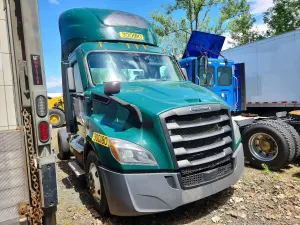 Freightliner Cascadia 12.8L 6 2021