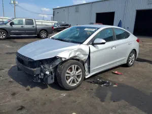 Hyundai Elantra 2.0L 4 2017